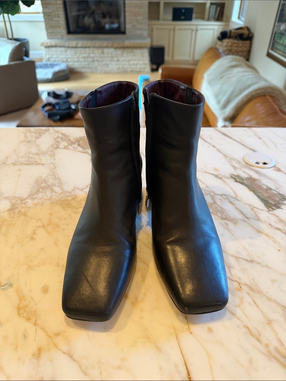 Franco Sarlo Women’s Black Leather Ankle Boots - Classic Zip Design 8M